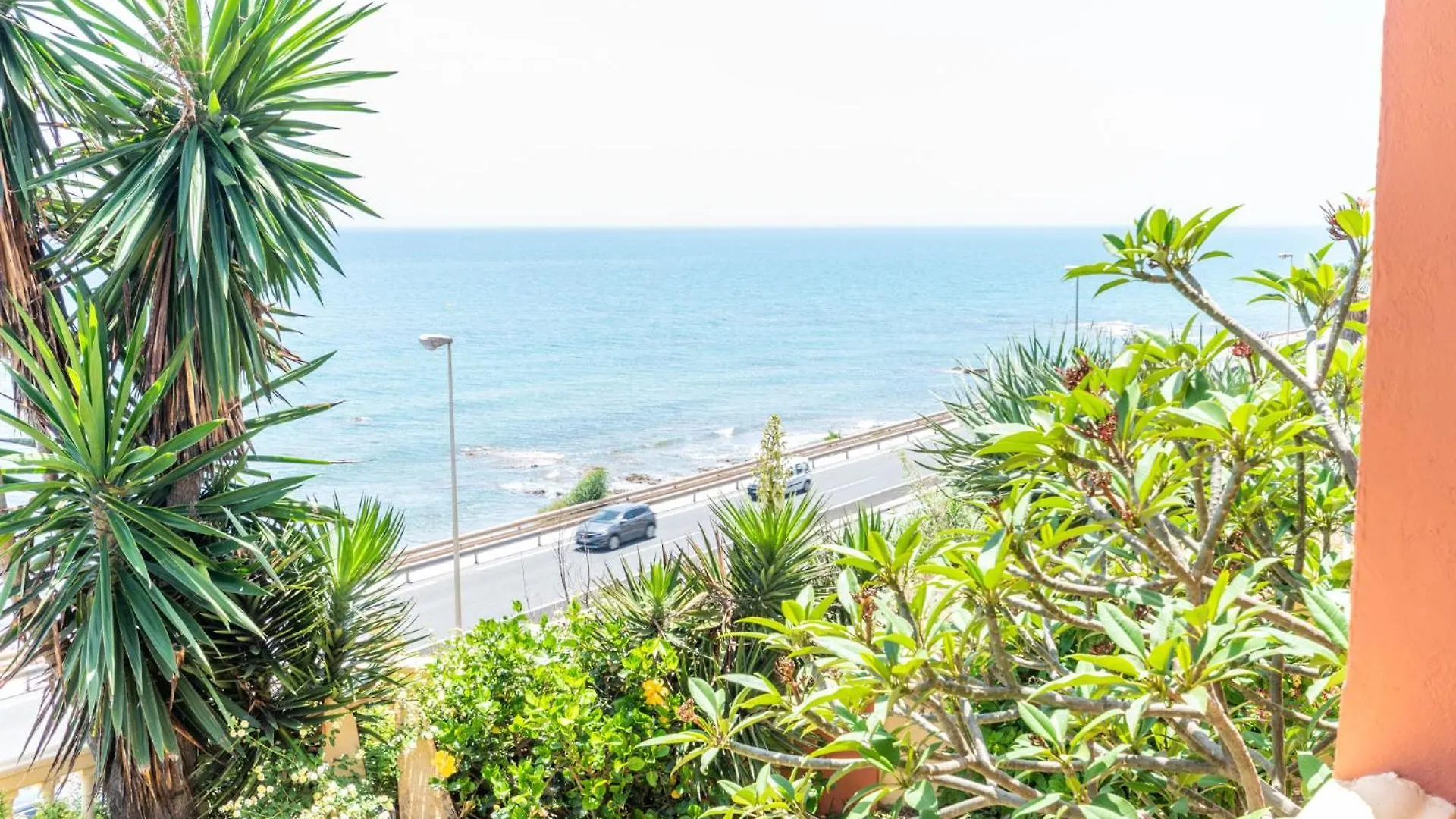 Coastal Retreat 5Br Villa - Pool & Seaviews Fuengirola 0*,  Spain